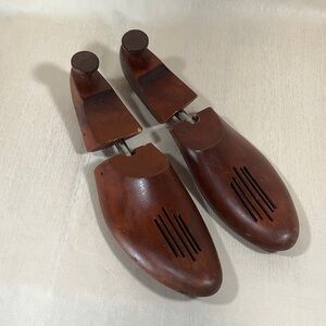 1950’s Classic Brown Wooden Shoe Trees